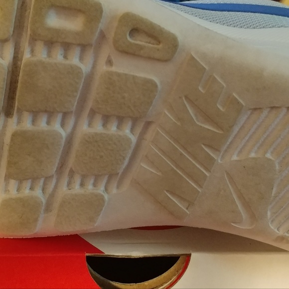 Nike air shoes - Picture 2 of 3